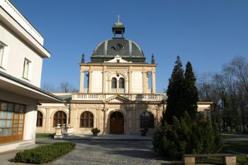 obřadní síň ( © Milan Caha 04/2009)