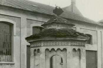 Kaple na hist.fotografii - zdroj www.prostejovsky.denik.cz ( © ? před r.1955)