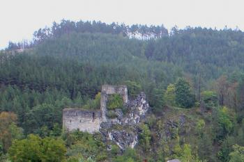 hrad z pohledu od kostela (© Luděk Vláčil 07/2020)