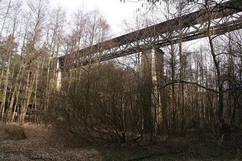 Ocelová část mostu od severozápadu (© Ivan Grisa, 03/2009)