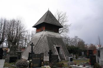 Zvonice od jihovýchodu (© Ivan Grisa, 03/2009)