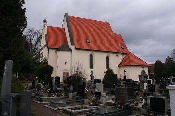 Kostel od jihozápadu (© Ivan Grisa, 03/2009)