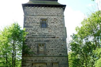 Tuchoraz (hrad) ( © František Kinař 05/2017)