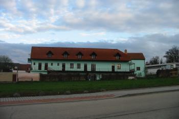 pohled od východu (© D Dohňanský, 04/2016)