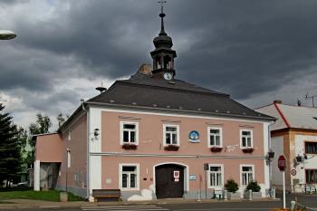 pohled od západu (© Pavel Zany Komárek 4. 8. 2012)