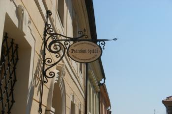 Barokní špitál (© Jiří Špaček, 05/2016)
