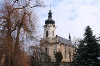 Kostel od jihozápadu (© Ivan Grisa, 03/2009)
