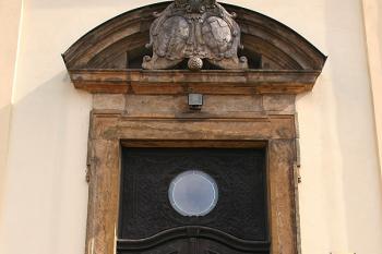 Hlavní portál (© Ivan Grisa, 03/2009)