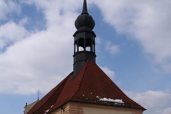 Kostel od východu (© Ivan Grisa, 03/2009)