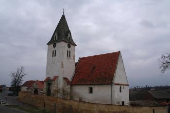 Kostel od severozápadu ( © Ivan Grisa 03/2009)