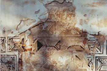detail sgrafit na štítovém průčelí tvrze (© Lukáš Pechánek, 06/2006)