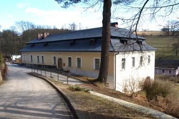 ( © Milan Caha 03/2009)