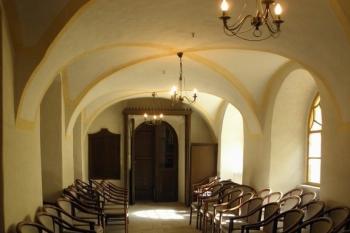 Pravá boční loď (©  doxa, 10/2011)
