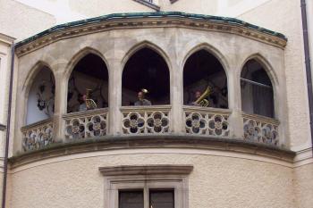 na nádvoří (© Nikola Mildová, 09/2008)