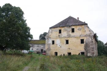 Zámek od severu ( © Ivan Grisa 08/2009)