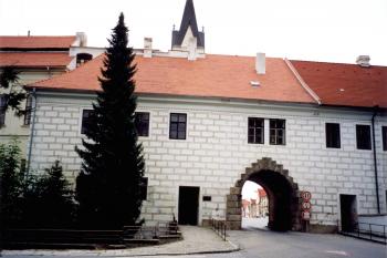 Budějovická brána, vnější strana (© Karel Husák, 09/2002)