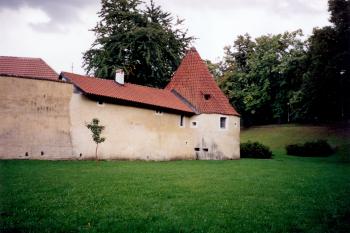 bašta u zámku (© Karel Husák, 09/2002)