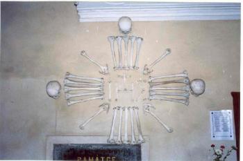 Kříž (© radek dohnálek 2003)