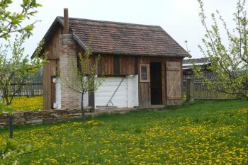 Funkční sušárna na ovoce (© Václav Záruba, 04/2011)