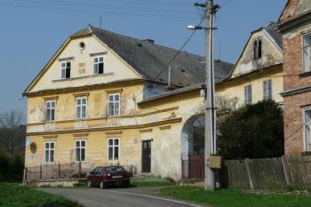 Poplužní dvůr Gramelův (© Jaroslav Šefčík, 04/2009)