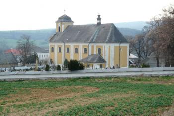 Kostel sv. Vavřince (© Jaroslav Šefčík, 04/2009)