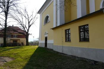 Pohled ke vsi (© Jaroslav Šefčík, 04/2009)