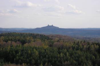 Výhled na Trosky (© Jan Fišer, 04/2009)