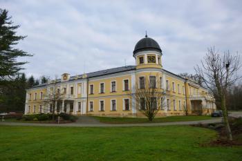 zámek Chotělice (© Vlastislav Mareček, 12/2015)
