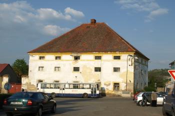  ( © Milan Caha 04/2009)
