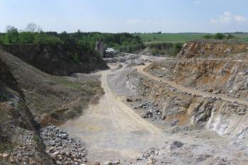 Vápenka a kamenolom Malá dohoda (© Jan Celý, 05/2009)