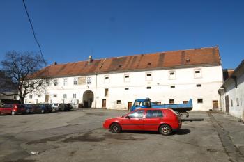 severní křídlo ( © Milan Caha 03/2010)