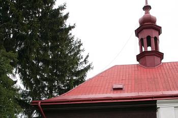 Presbytář od severu ( © Ivan Grisa 04/2009)