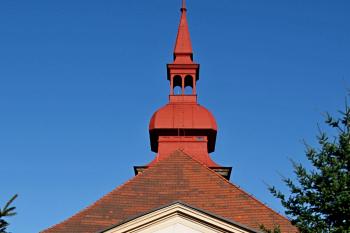 západní průčelí (© Pavel Zany Komárek 12. 8. 2012)
