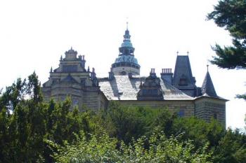 Hrad a zámek Frýdlant - celkový pohled (© Pavel Jarý,  19.08.2007)