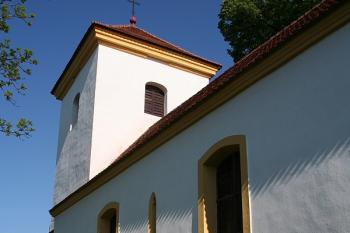 Loď a věž od jihovýchodu ( © Ivan Grisa 05/2009)