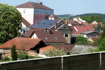 zadní trakt synagogy ( © Milan Caha 05/2009)