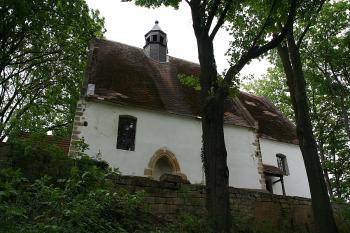 Kostel od jihu ( © Ivan Grisa 05/2009)