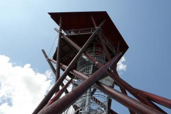 Rozhledna Slunečná (© Dita Kacerovská, 07/2009)