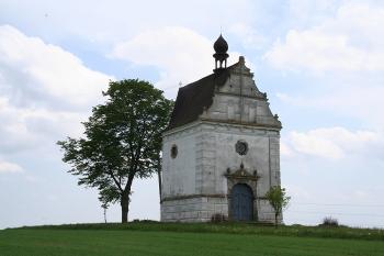 Kaple od západu ( © Ivan Grisa 05/2009)