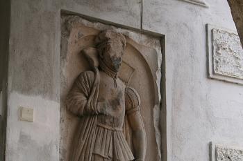 Náhrobek neznámého litovelského měšťana ( © Ivan Grisa 05/2009)