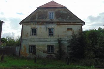 Sz. boční strana zámku (© Dušan Dohňanský  08/2021)