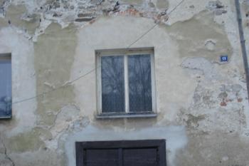 vchod do sklepa (© Jaromír Schoffer, 10/2010)