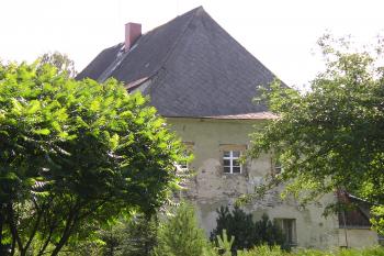 tvrz Bohdíkov (© Vlastislav Mareček, 07/2011)