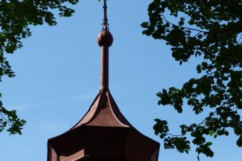  kaple Nejsvětější Trojice - zvonice (© František Kinař, 04/2012)