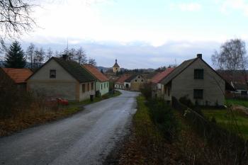 Pohled od rybníka (© Prudký Martin, 12/2008)