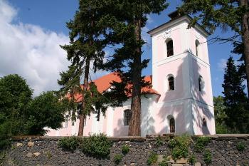 Kostel od jihovýchodu ( © Ivan Grisa 05/2009)