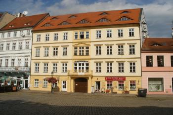 Teplice - dům Zlatý kříž (© Jiří Špaček, 10/2016)
