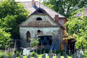 bývalá synagoga ( © Milan Caha 05/2009)