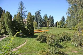 Park ( © Luděk Pitter 10/2005)