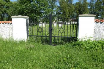  ( © Milan Caha 05/2009)